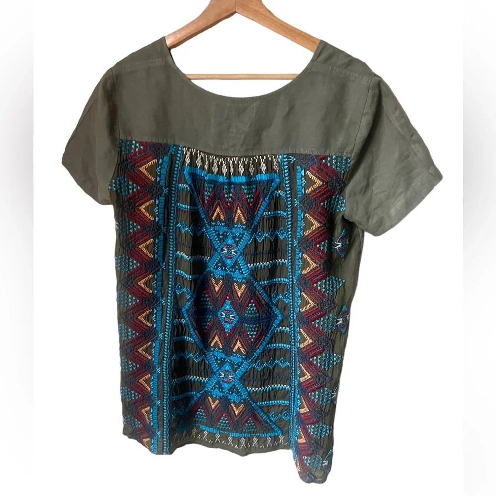 Johnny Was Green Linen Top with Embroidered Back, size small